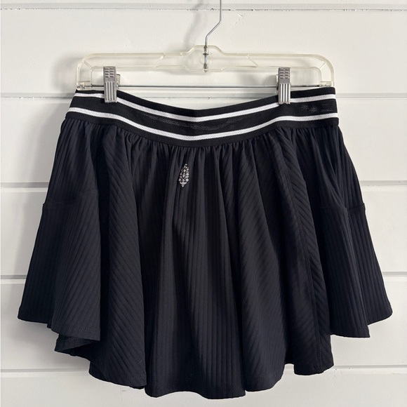 FP Movement by Free People Black Athletic Shorts - Picture 3 of 4